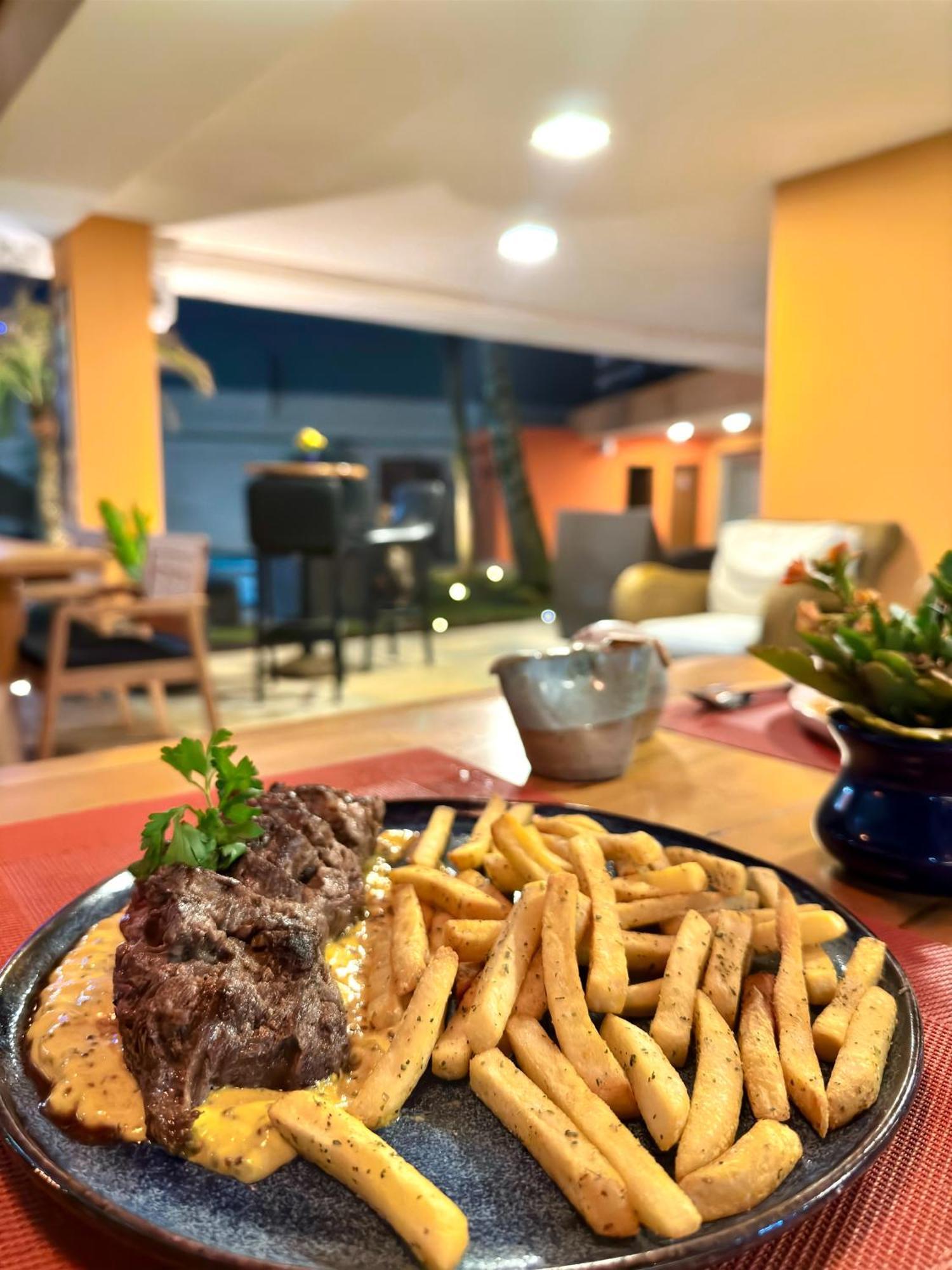 Luna Hotel Boutique - Frente A Praia Guarujá Kültér fotó